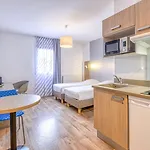 Adagio Access Nazaire מלון דירות 3*