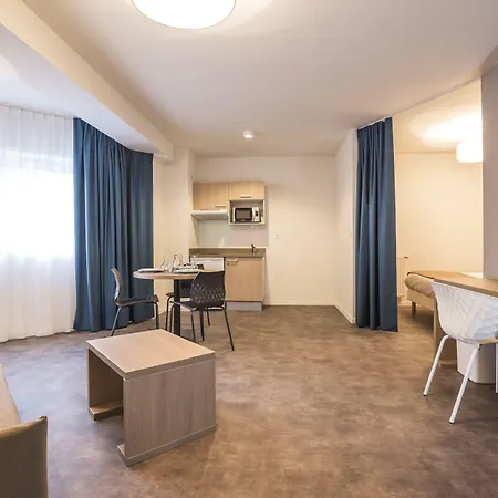 Adagio Access Nazaire Apart-hotel 3*